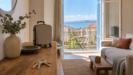 Assurance&#x20;PNO&#x20;pour&#x20;la&#x20;location&#x20;saisonni&#x00E8;re&#x20;&#x00E0;&#x20;Nice&#x20;&#x3A;&#x20;guide&#x20;complet&#x20;pour&#x20;propri&#x00E9;taires&#x20;Airbnb